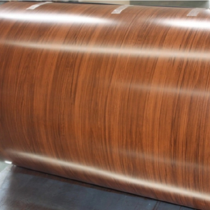 Hoja de aluminio de revestimiento de patr&oacute;n dise&ntilde;ada en madera de aleaci&oacute;n de aluminio 3105 utilizada para techos y paneles de pared