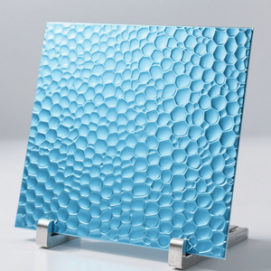 Gepr&auml;gtes, mit orangefarbener Textur beschichtetes Aluminiumblech