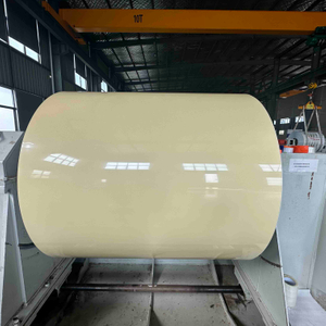 H&eacute;ichgl&auml;nzend 1060 1.6mm/1250mm G&euml;tt als Aluminiumdachpanel op Gebaier benotzt