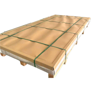 Spalvoti aliuminio lakštai, naudojami automobilių dalių gamyboje 