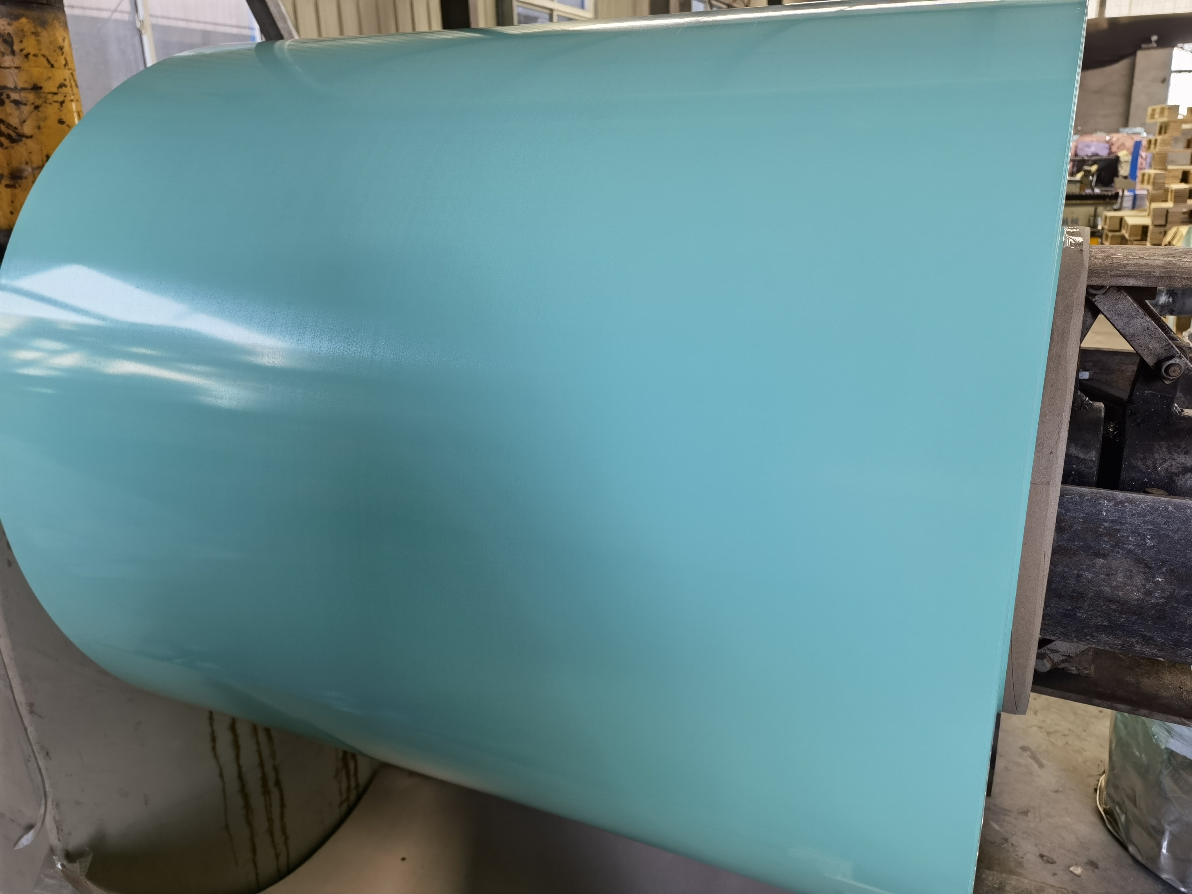 Bobina rivestita in alluminio serie 5000 per strutture stradali
