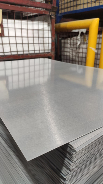 L&aacute;mina de aluminio prepintada antigraffiti UV