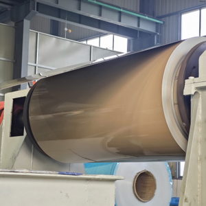 Mit Fluorkohlenstoff beschichtete Aluminiumspule f&uuml;r Architekturplatten