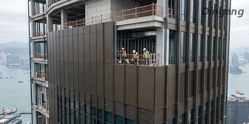 Malowana cewka aluminiowa zgodna z AAMA 2605| Trwałość sprawdzona przez pogodę dla megaprojekt&oacute;w