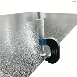 Mbossed aluminium coil hvid og sort, 3003 H24 legering til tagd&aelig;kning 0,027''-0,040'' tykkelse 24in-60in bredde